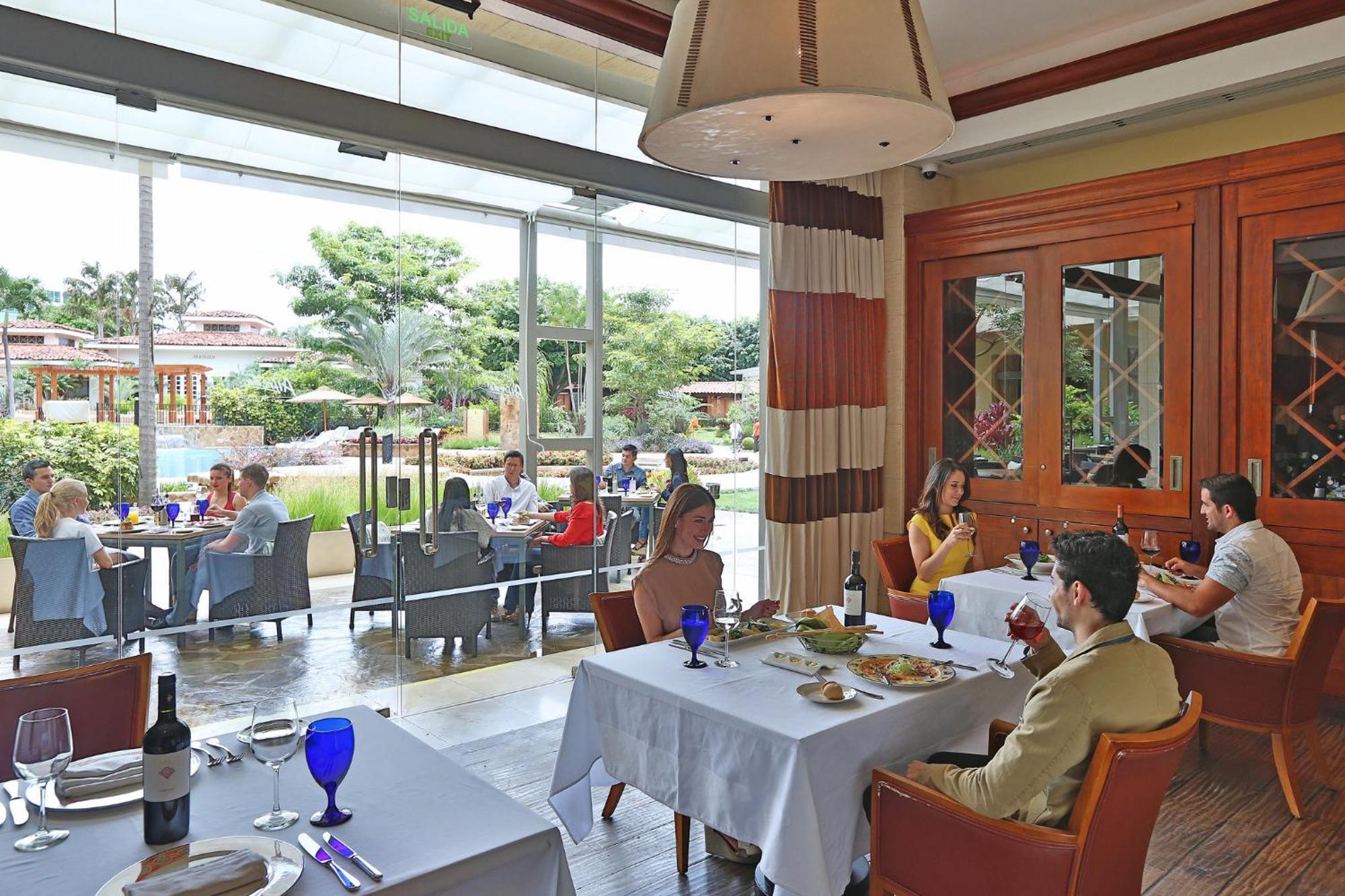 Intercontinental Costa Rica At Multiplaza Mall, An Ihg Hotel סן חוזה מראה חיצוני תמונה